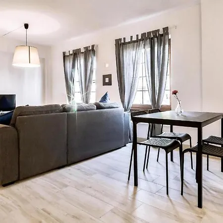 Апартаменты Two Bedroom In Playa De Americas Плая-де-лас-Америкас